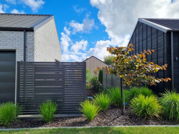 Combo Horizontal Slat Fence Panel - Image 4