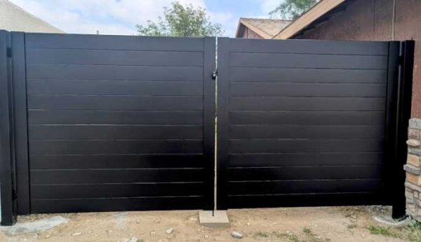 Full Privacy Horizontal Double Wide Slat Gate 157-160" or 205-208" Wide - Image 3