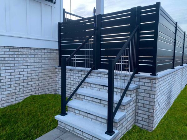 Combo Horizontal Slat Fence Panel - Image 5